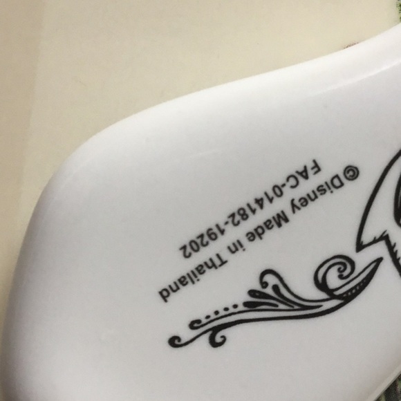 Disney 5 PIECES FLATWARE THE BEAUTY & THE BEAST BE OUR GUEST - Picture 7 of 7